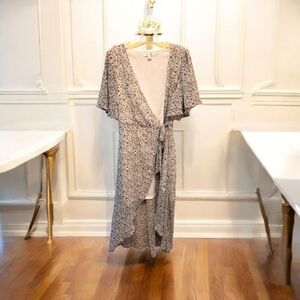 She + Sky Black White Pebble Spotted Midi Wrap Dress Size Small